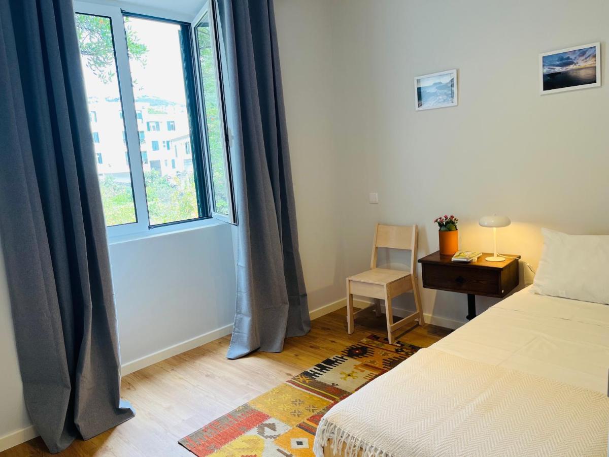 Lovely 2-Bedroom Rental Unit In Historic Funchal Bagian luar foto